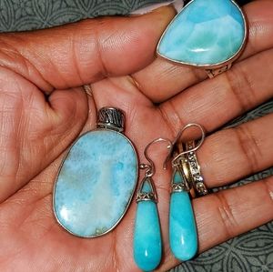 Beautiful Larimer set!!!